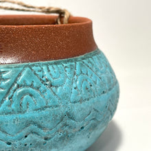 Load image into Gallery viewer, SEFERINA hanging planter &gt;mini&lt;
