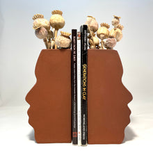 Load image into Gallery viewer, ANTONIA book end vases
