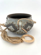 Load image into Gallery viewer, SENAIDA hangable planter

